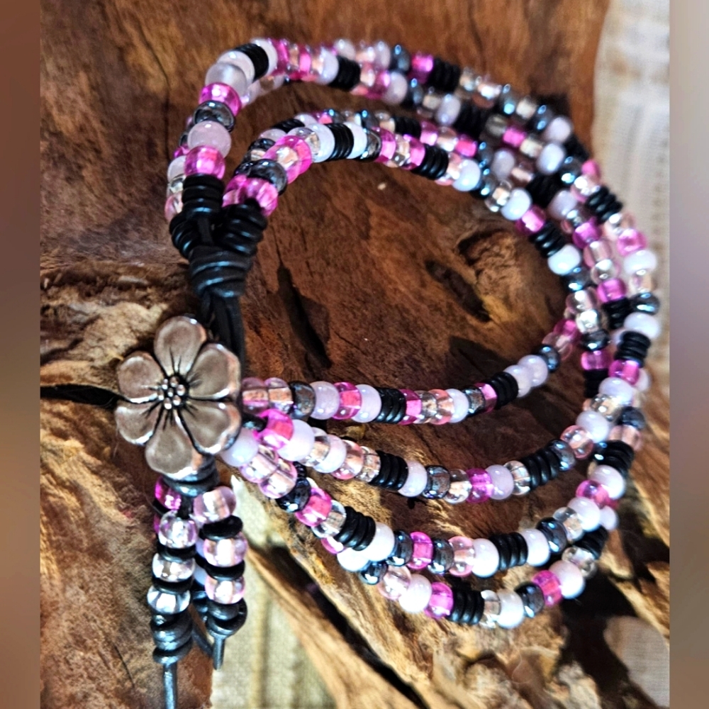 Handmade Japanese seed beads bracelet.